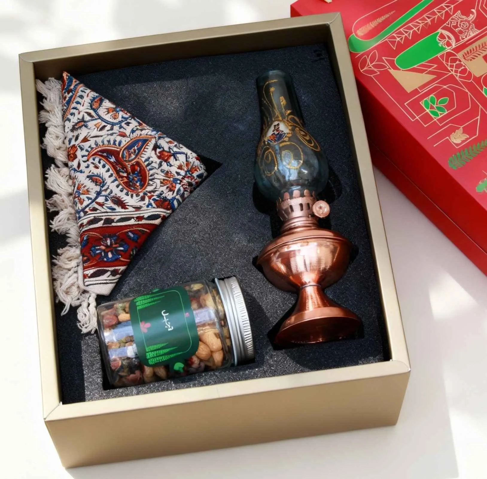 پک هدیه سازمانی شب یلدا | نورانه